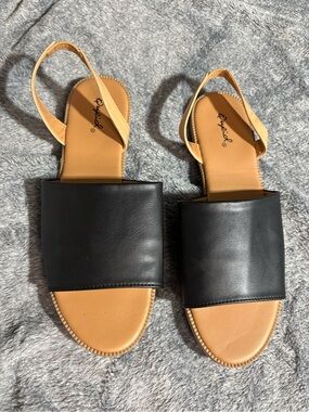 Qupid Black Slide Sandals with Tan Footbed and Slingback
